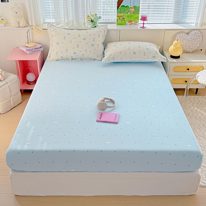 91家纺网 家纺一手货源 找家纺 依庭 2026新款12868全棉纯棉印花床笠甜梦小狗