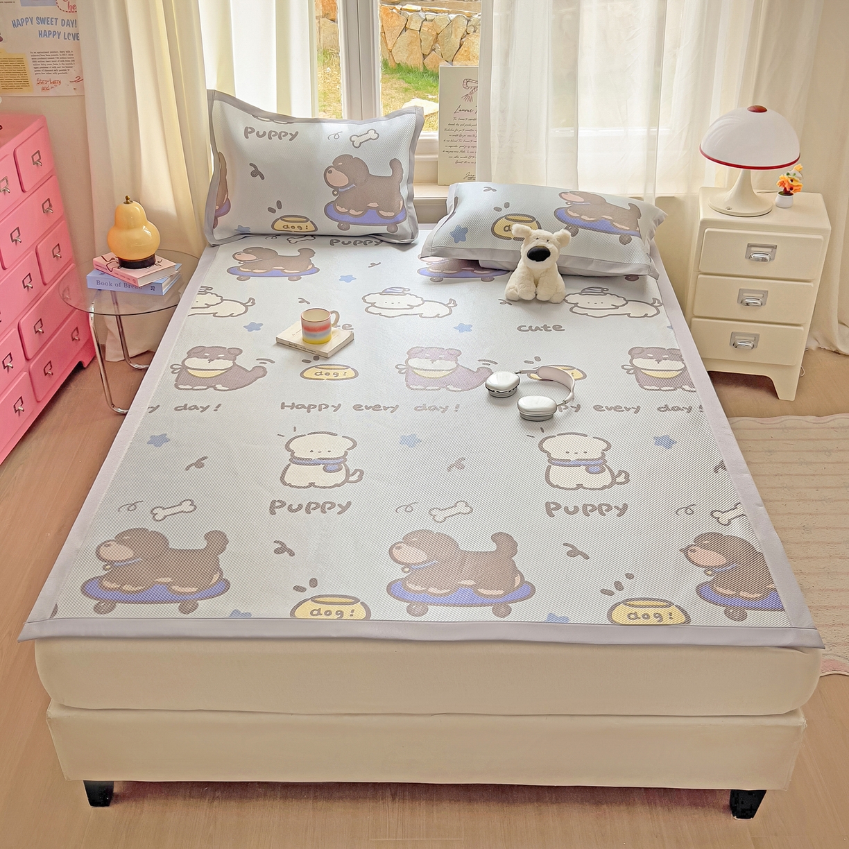 91家纺网 家纺一手货源 找家纺 川悦生活 2026新款时尚数码印花冰藤席 小狗运动会