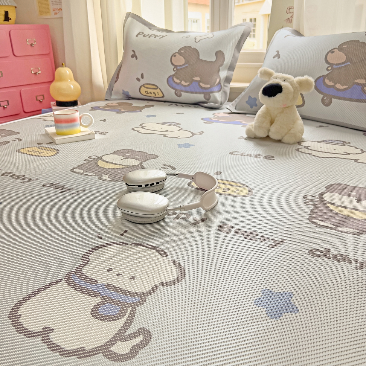 91家纺网 家纺一手货源 找家纺 川悦生活 2026新款时尚数码印花冰藤席 小狗运动会