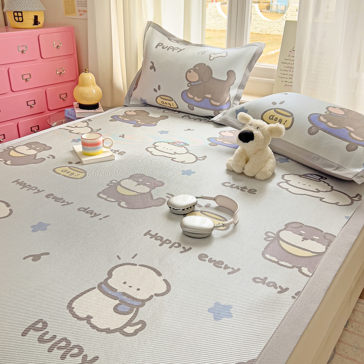 91家纺网 家纺一手货源 找家纺 川悦生活 2026新款时尚数码印花冰藤席 小狗运动会