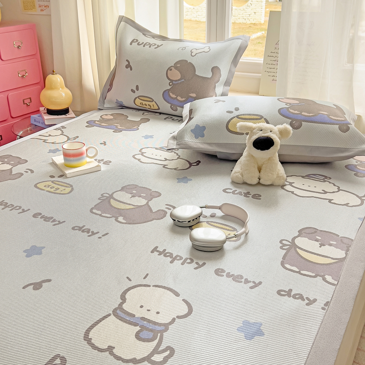 91家纺网 家纺一手货源 找家纺 川悦生活 2026新款时尚数码印花冰藤席 小狗运动会