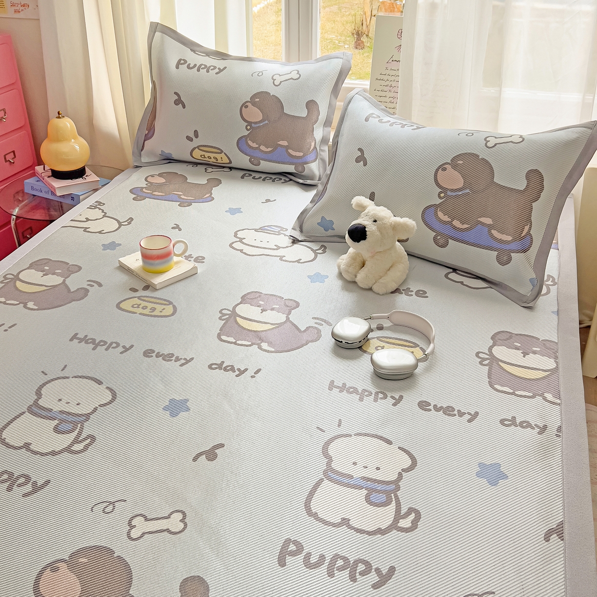 91家纺网 家纺一手货源 找家纺 川悦生活 2026新款时尚数码印花冰藤席 小狗运动会