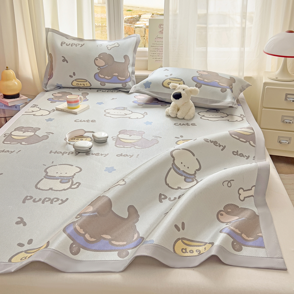 91家纺网 家纺一手货源 找家纺 川悦生活 2026新款时尚数码印花冰藤席 小狗运动会