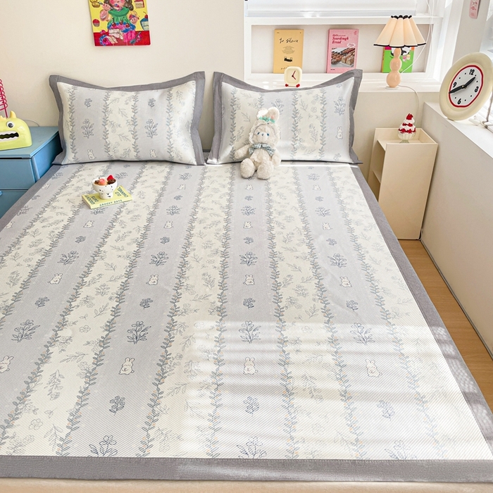 91家纺网 家纺一手货源 找家纺 川悦生活 2026新款时尚数码印花冰藤席 小兔叶香