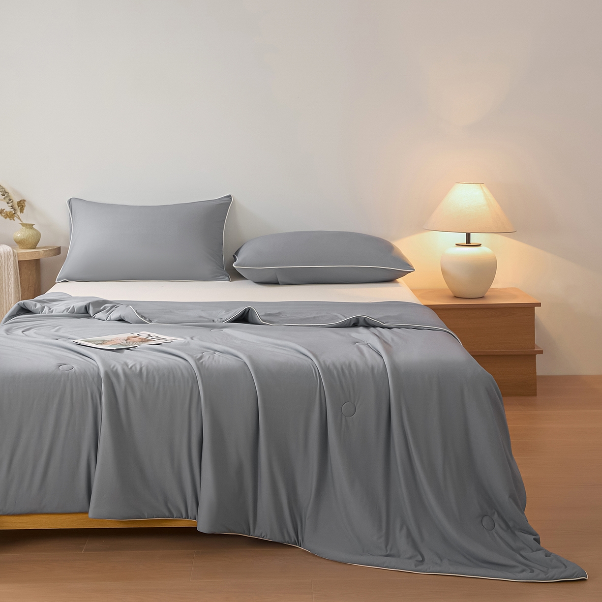 91家纺网 家纺一手货源 找家纺 寐眠 2026新款凉感纯色双拼夏被夏凉被空调被-风格二 云灰冰柔