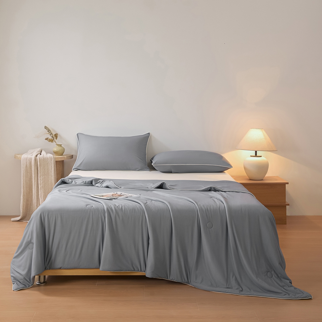 91家纺网 家纺一手货源 找家纺 寐眠 2026新款凉感纯色双拼夏被夏凉被空调被-风格二 云灰冰柔