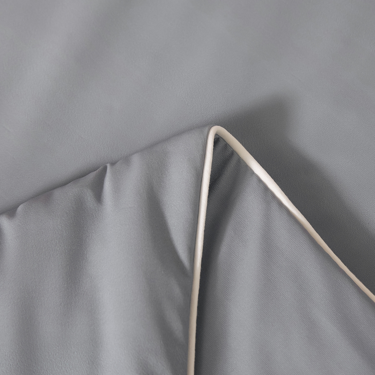 91家纺网 家纺一手货源 找家纺 寐眠 2026新款凉感纯色双拼夏被夏凉被空调被-风格二 云灰冰柔