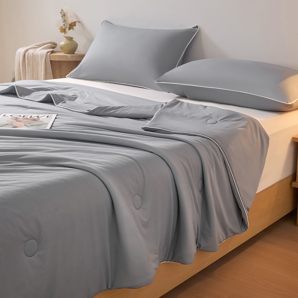 91家纺网 家纺一手货源 找家纺 寐眠 2026新款凉感纯色双拼夏被夏凉被空调被-风格二 云灰冰柔