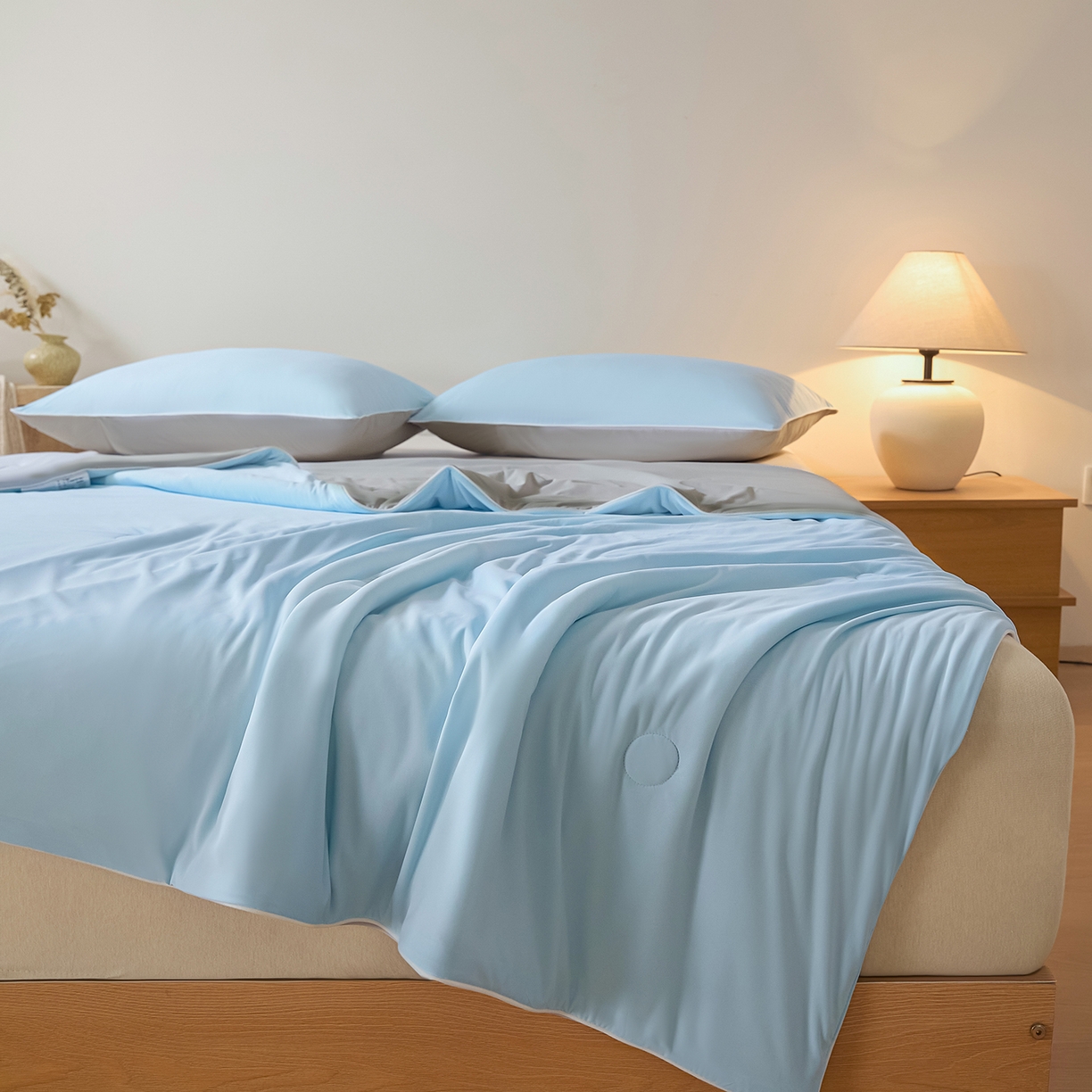 91家纺网 家纺一手货源 找家纺 寐眠 2026新款凉感纯色双拼夏被夏凉被空调被-风格二 云屿冰蓝