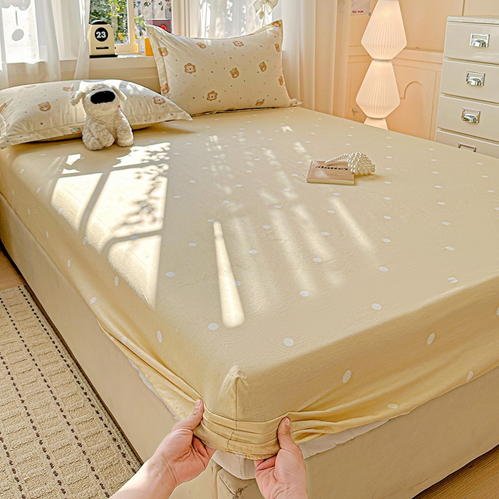 91家纺网 家纺一手货源 找家纺 依庭 2026新款12868全棉纯棉印花床笠小花熊