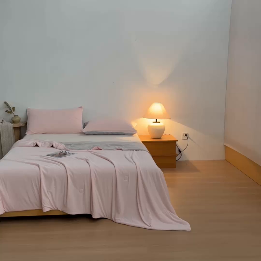 91家纺网 家纺一手货源 找家纺 寐眠 2026新款凉感纯色双拼夏被夏凉被空调被-风格二 桃桃凉夏