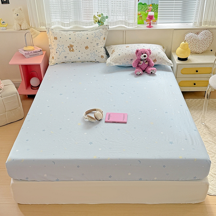 91家纺网 家纺一手货源 找家纺 依庭 2026新款12868全棉纯棉印花床笠小熊天文馆