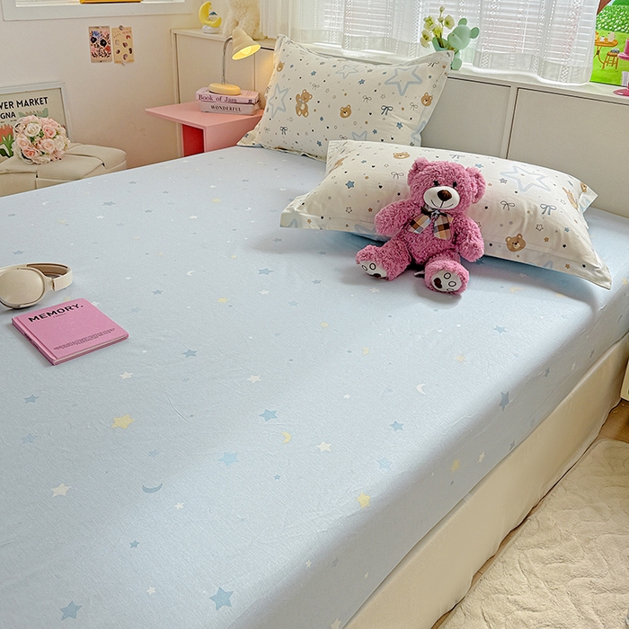 91家纺网 家纺一手货源 找家纺 依庭 2026新款12868全棉纯棉印花床笠小熊天文馆