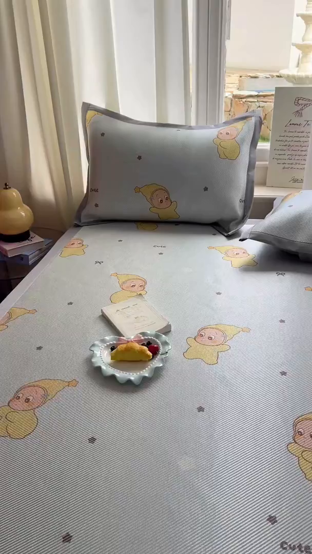 91家纺网 家纺一手货源 找家纺 川悦生活 2026新款时尚数码印花冰藤席 幸运星仔-蓝