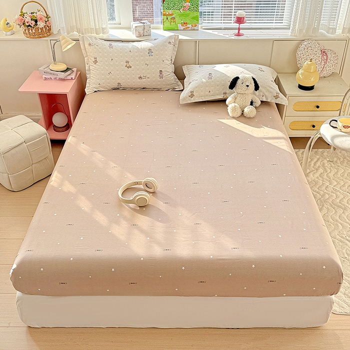 91家纺网 家纺一手货源 找家纺 依庭 2026新款12868全棉纯棉印花床笠熊熊漫歌