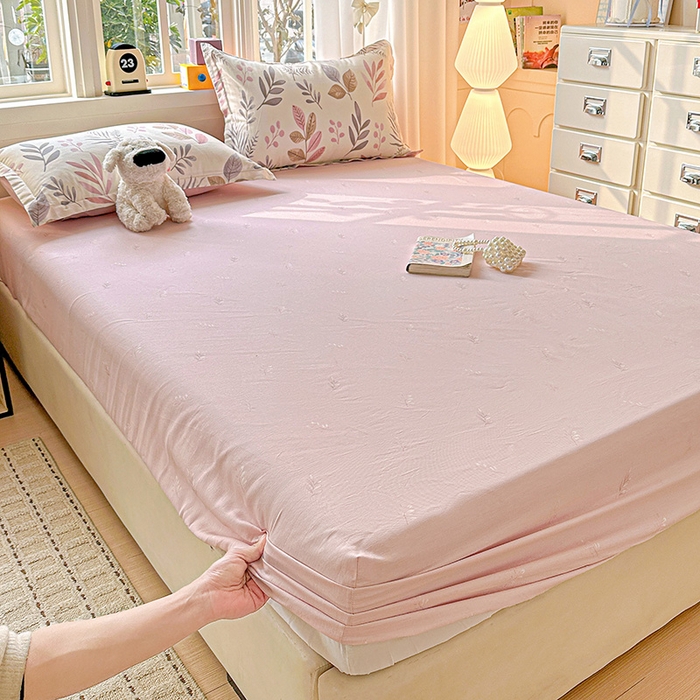 91家纺网 家纺一手货源 找家纺 依庭 2026新款12868全棉纯棉印花床笠叶语轻喃