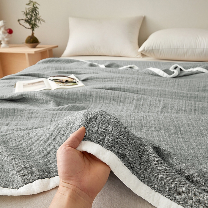 91家纺网 家纺一手货源 找家纺 （总）卡奥家纺 2026新款全棉水洗三层纱盖毯-初见