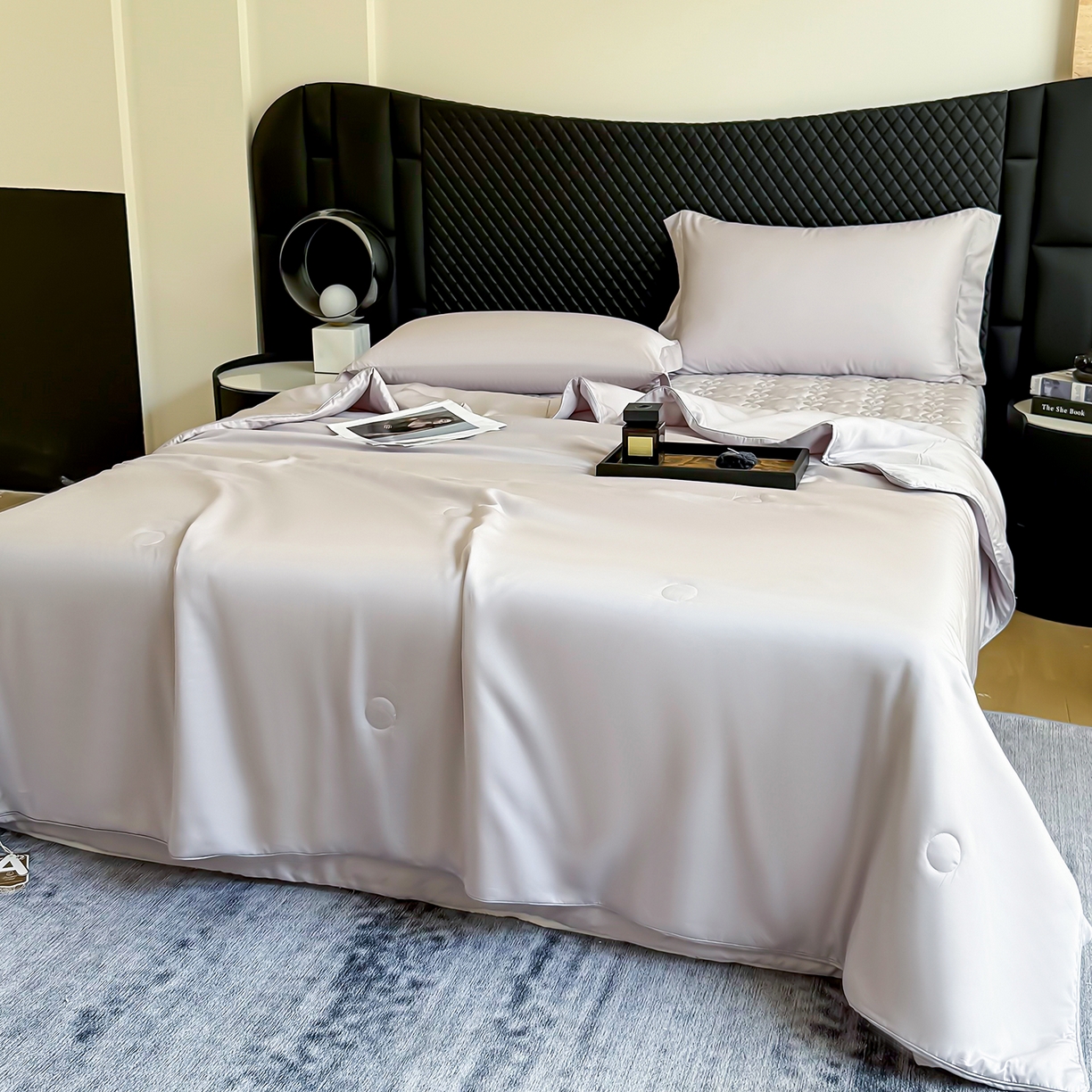 91家纺网 家纺一手货源 找家纺 （总）三俏家纺 2026新款夏被100%莱赛尔天丝纯色床盖款夏被四件套60支天丝夏凉被