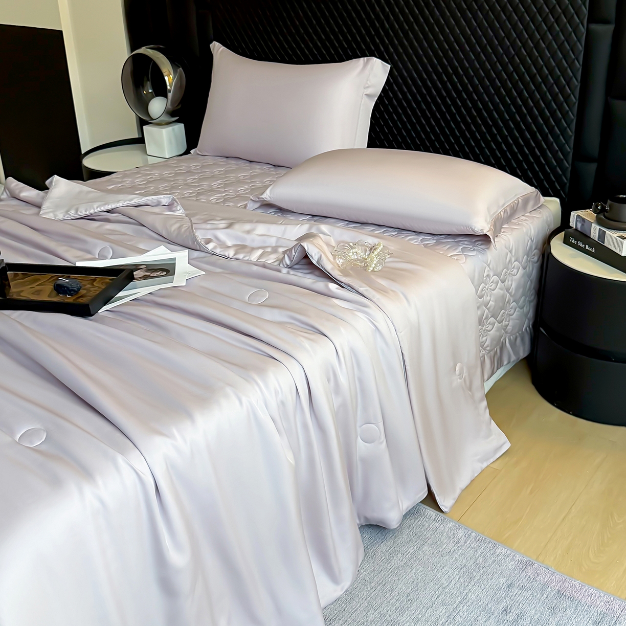 91家纺网 家纺一手货源 找家纺 三俏家纺 2026新款夏被100%莱赛尔天丝纯色床盖款夏被四件套60支天丝夏凉被 香芋紫