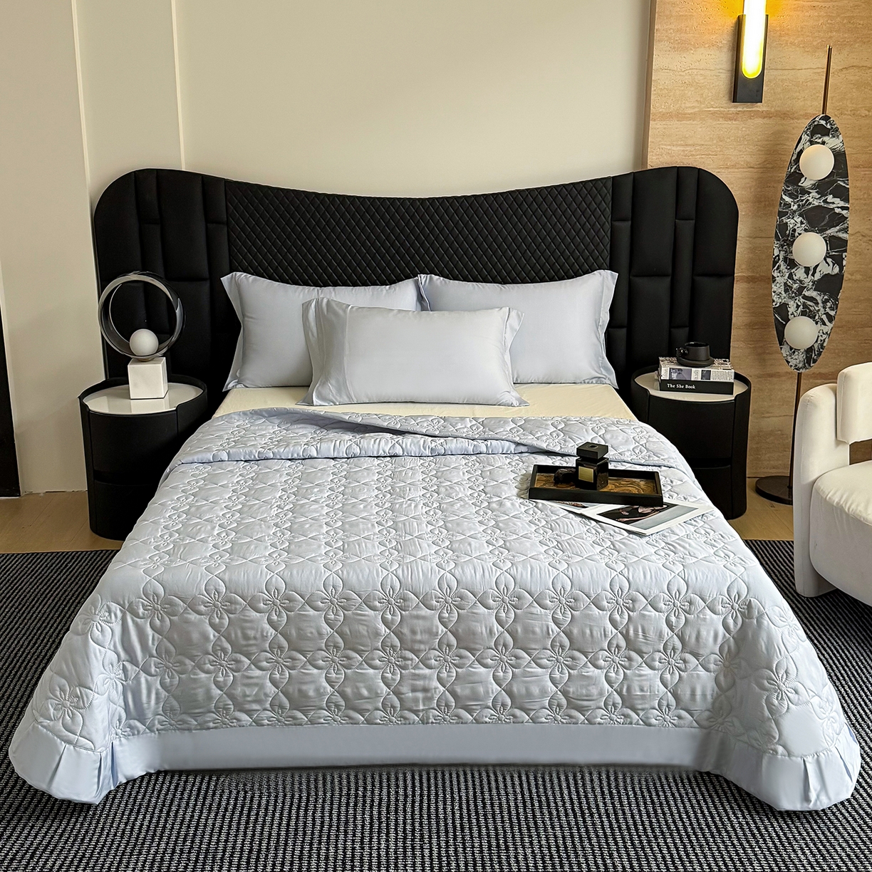 91家纺网 家纺一手货源 找家纺 三俏家纺 2026新款60支双面天丝床盖纯色 浅灰色