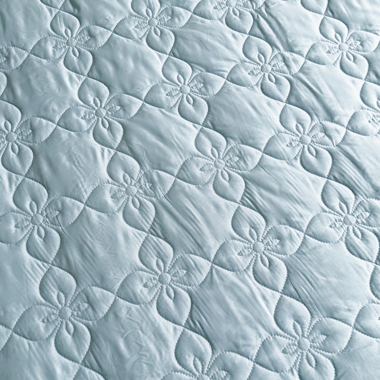 91家纺网 家纺一手货源 找家纺 三俏家纺 2026新款60支双面天丝床盖纯色 浅青蓝