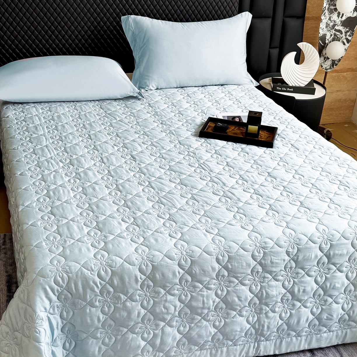 91家纺网 家纺一手货源 找家纺 三俏家纺 2026新款60支双面天丝床盖纯色 浅青蓝