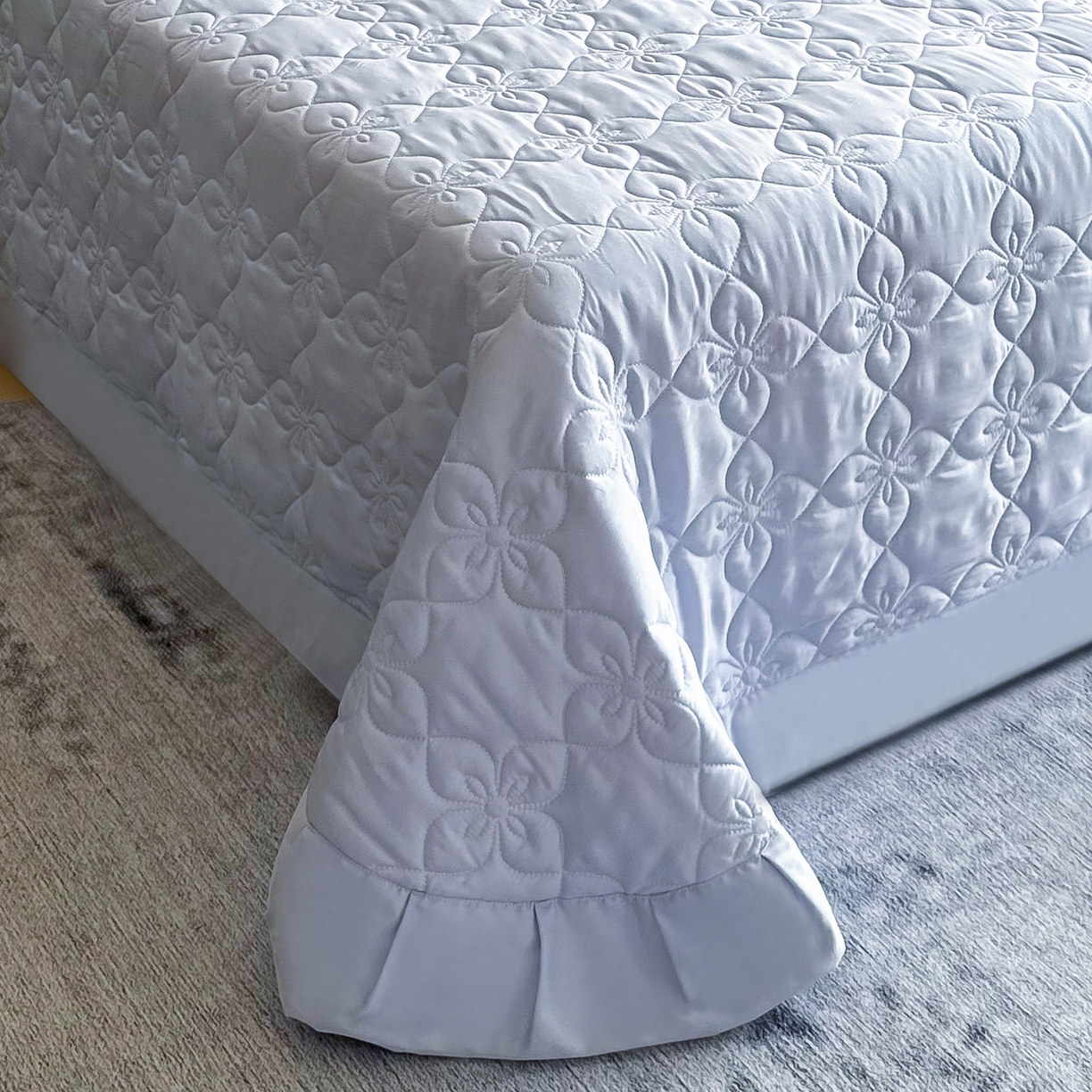 91家纺网 家纺一手货源 找家纺 三俏家纺 2026新款60支双面天丝床盖纯色 雾霾蓝