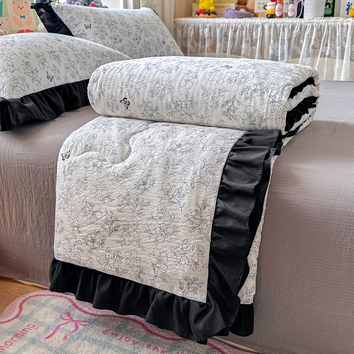 91家纺网 家纺一手货源 找家纺 （总）优卡迪家纺馆 2026新款皱皱棉黑花边夏被四件套下载文件包含买家秀