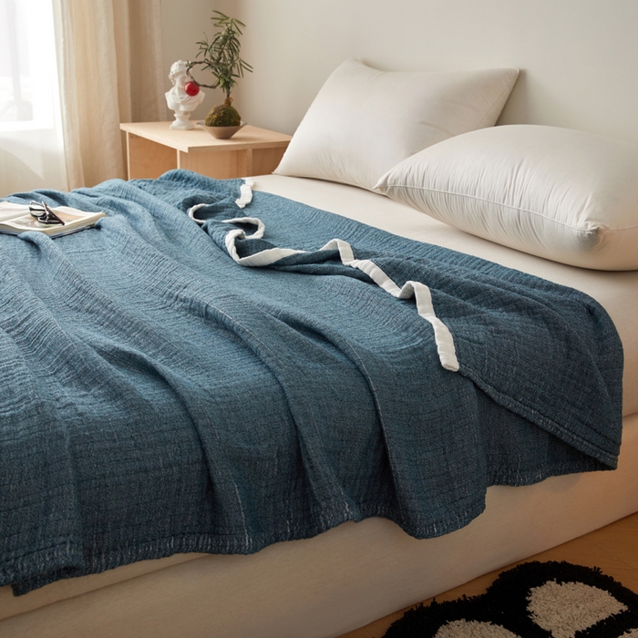 91家纺网 家纺一手货源 找家纺 卡奥家纺 2026新款全棉水洗三层纱盖毯-初见 初见-蓝