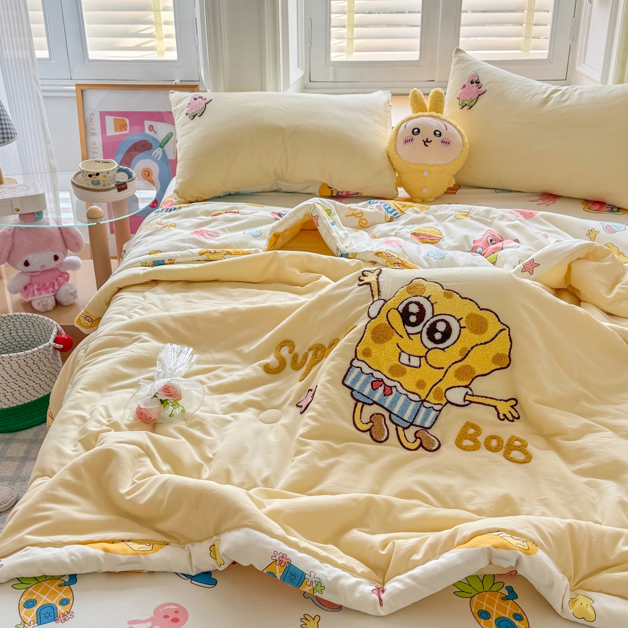 91家纺网 家纺一手货源 找家纺 优卡迪家纺馆 2026新款水洗棉印加绣夏被四件套下载文件包含买家秀 海绵宝宝-奶黄