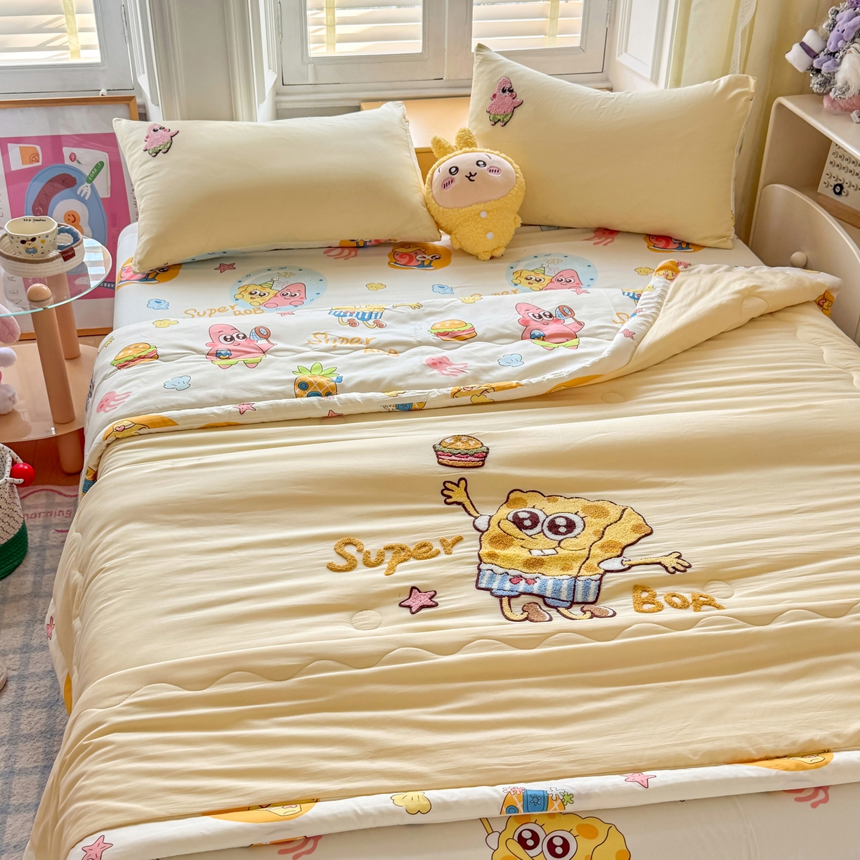 91家纺网 家纺一手货源 找家纺 优卡迪家纺馆 2026新款水洗棉印加绣夏被四件套下载文件包含买家秀 海绵宝宝-奶黄