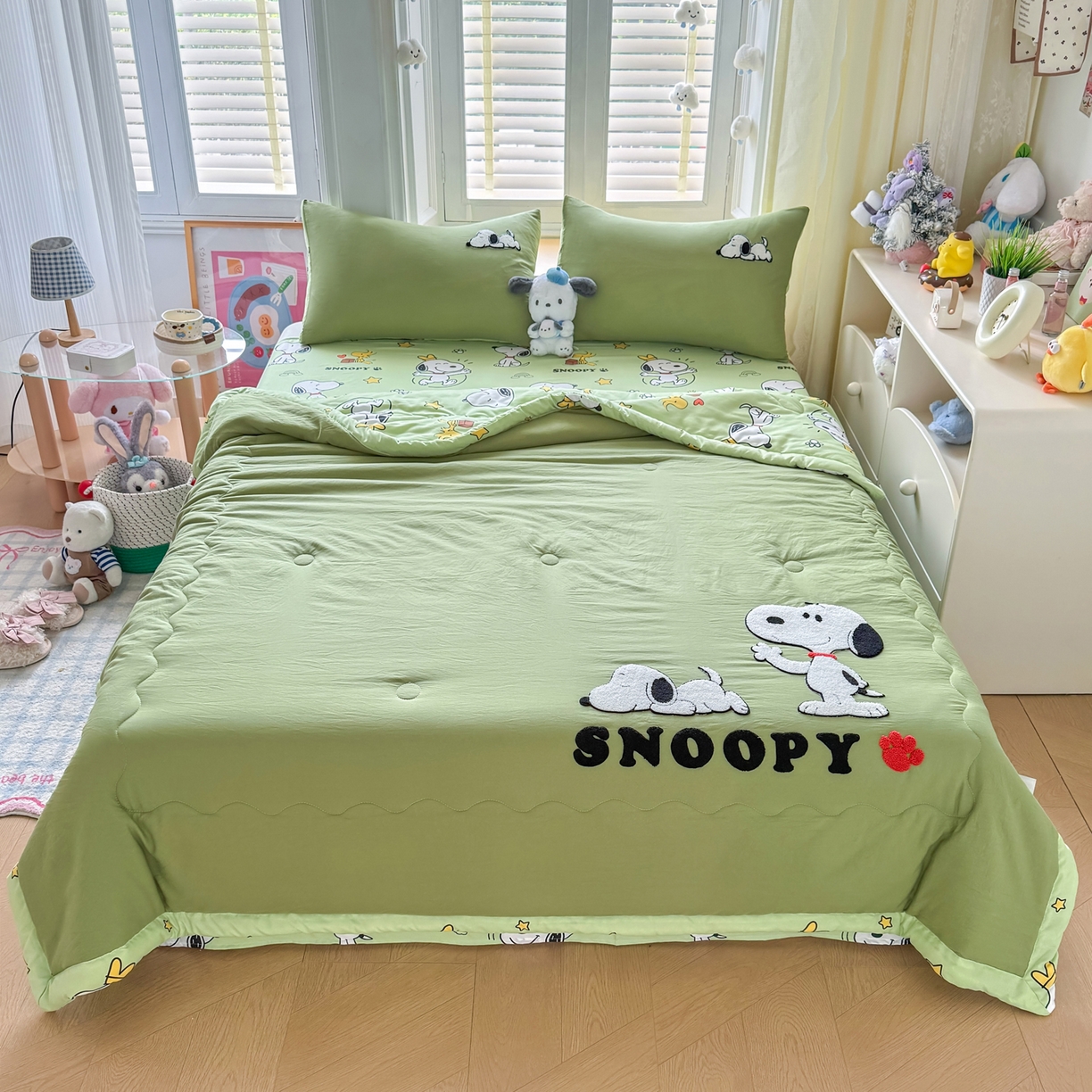 91家纺网 家纺一手货源 找家纺 优卡迪家纺馆 2026新款水洗棉印加绣夏被四件套下载文件包含买家秀 花生布丁狗-茶绿