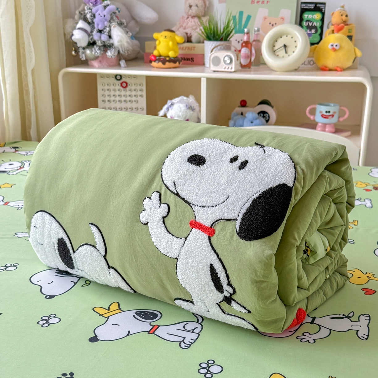 91家纺网 家纺一手货源 找家纺 优卡迪家纺馆 2026新款水洗棉印加绣夏被四件套下载文件包含买家秀 花生布丁狗-茶绿