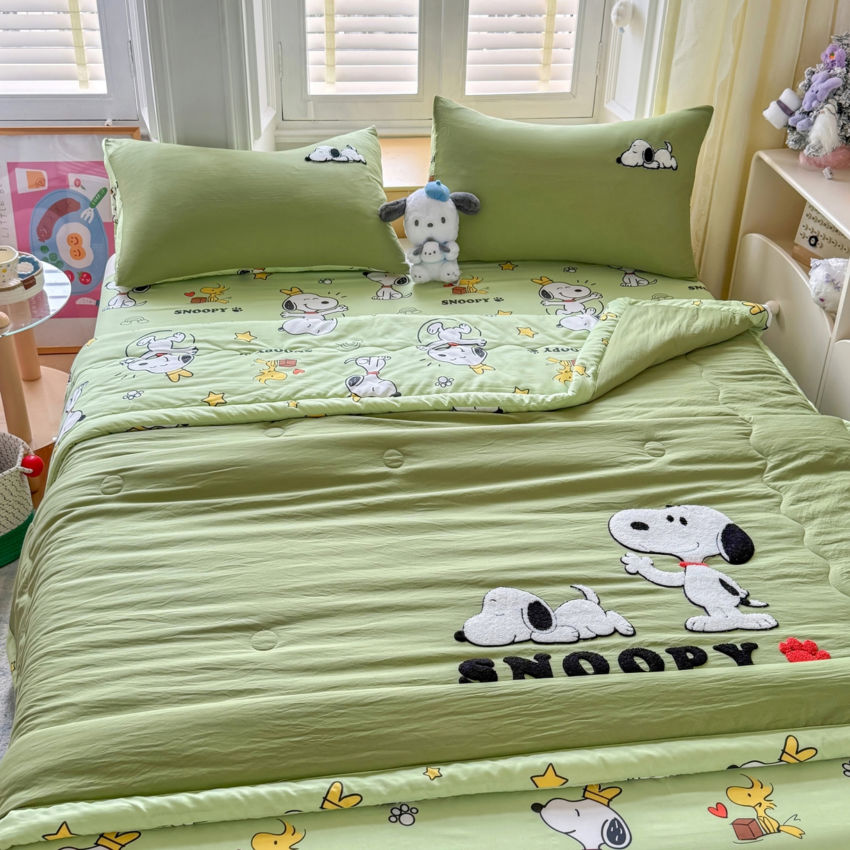 91家纺网 家纺一手货源 找家纺 优卡迪家纺馆 2026新款水洗棉印加绣夏被四件套下载文件包含买家秀 花生布丁狗-茶绿