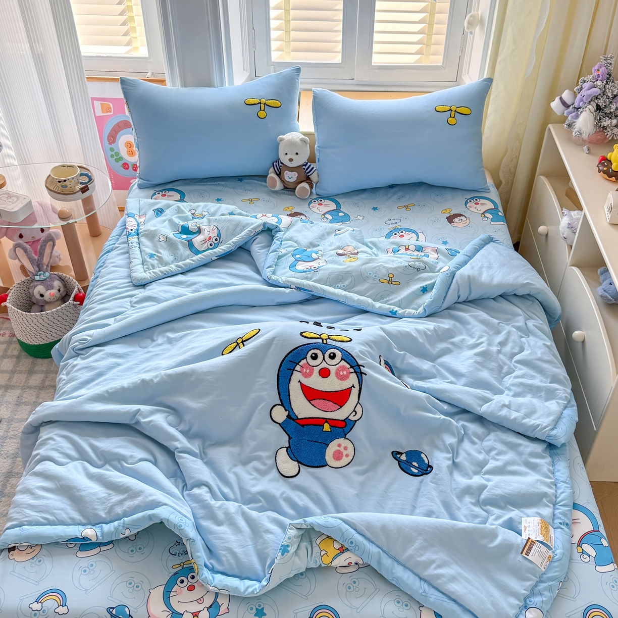 91家纺网 家纺一手货源 找家纺 优卡迪家纺馆 2026新款水洗棉印加绣夏被四件套下载文件包含买家秀 机器猫-天蓝