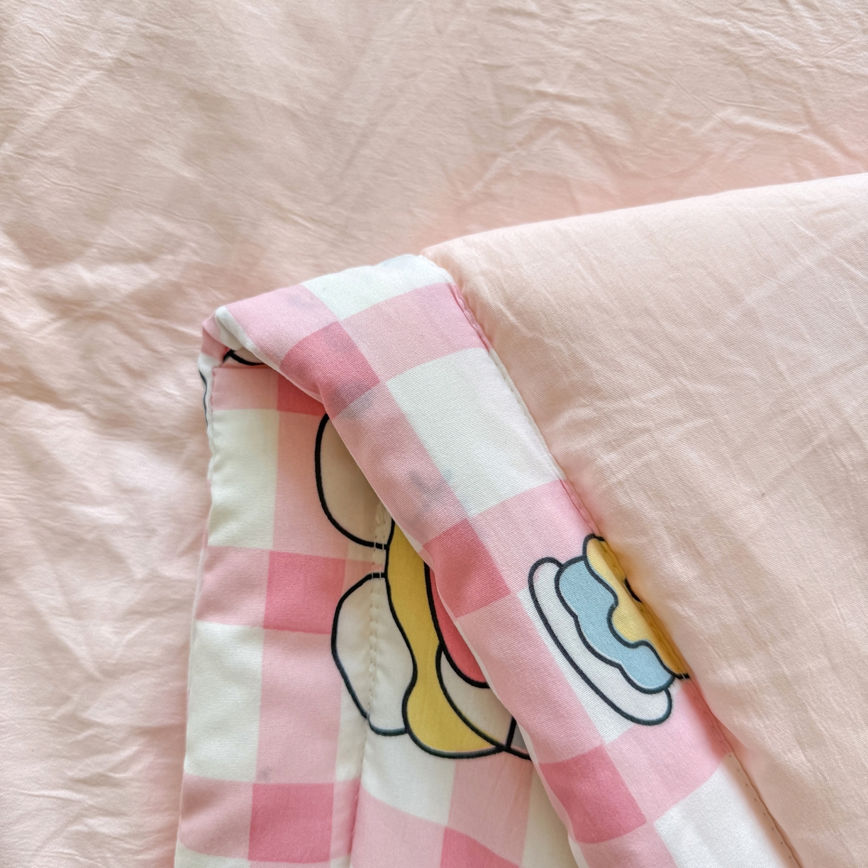 91家纺网 家纺一手货源 找家纺 优卡迪家纺馆 2026新款水洗棉印加绣夏被四件套下载文件包含买家秀 甜梦小喵-玉粉