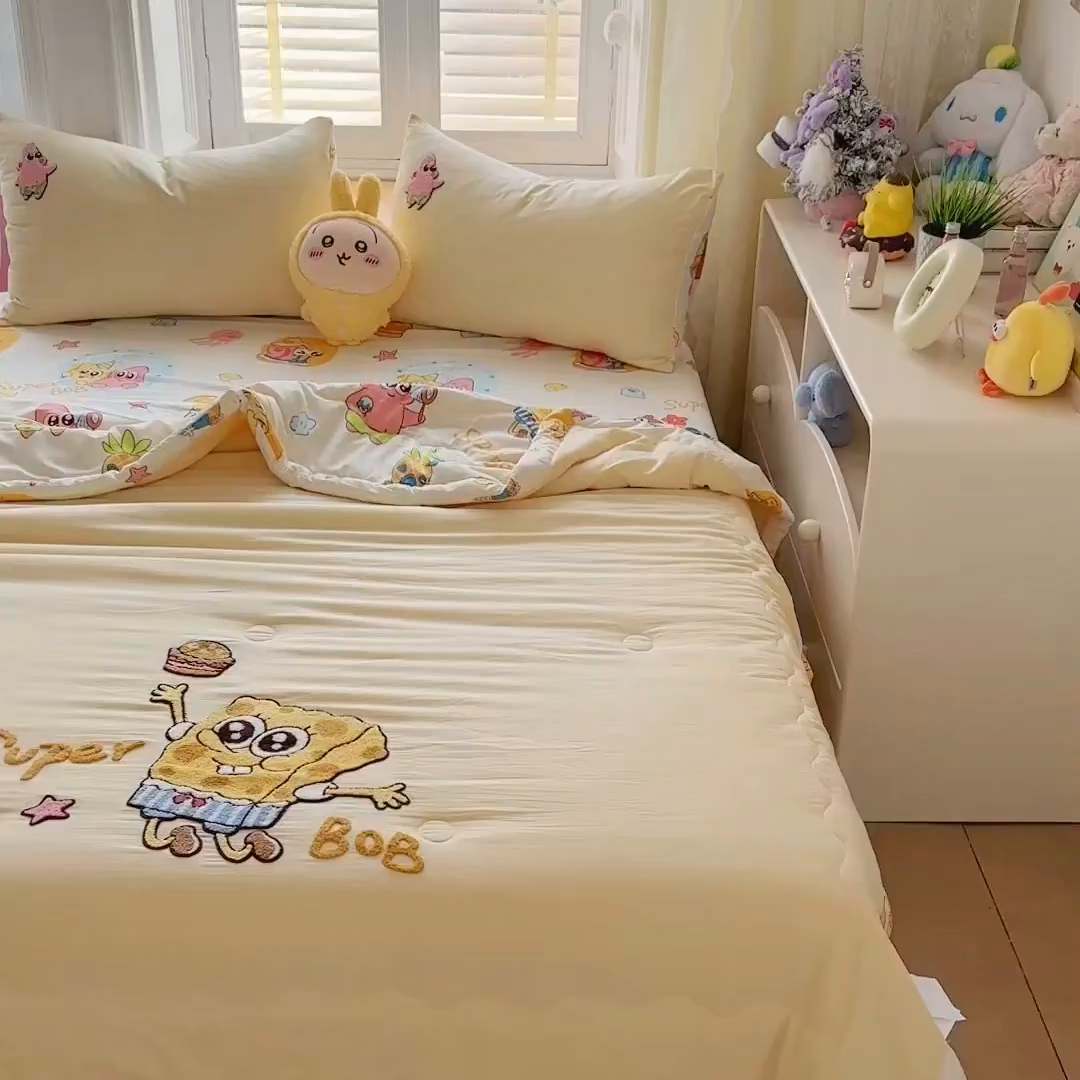 91家纺网 家纺一手货源 找家纺 优卡迪家纺馆 2026新款水洗棉印加绣夏被四件套下载文件包含买家秀 海绵宝宝-奶黄