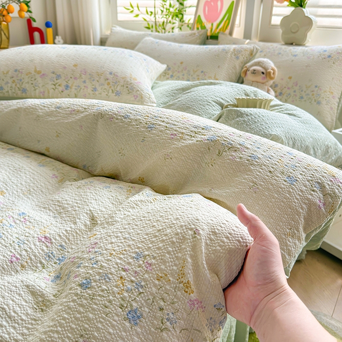 91家纺网 家纺一手货源 找家纺 凤杰家纺 2026新款云感双层纱床盖四件套 春意