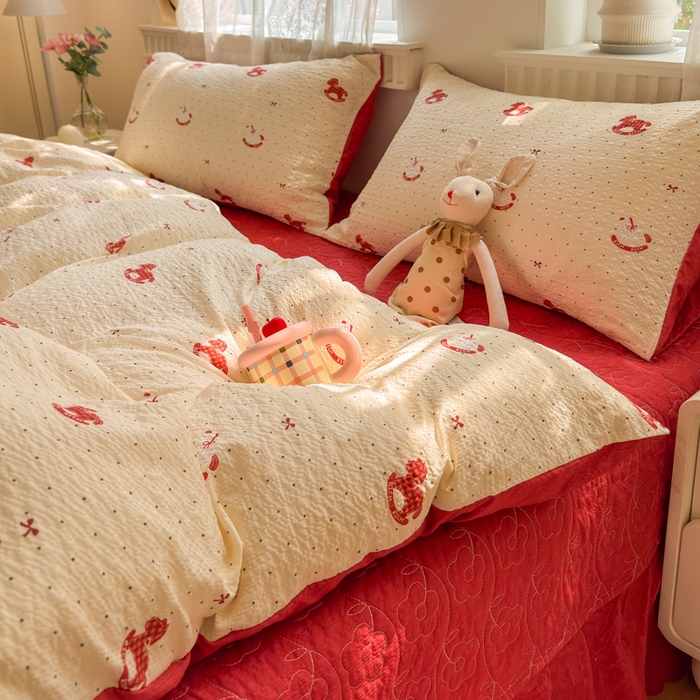 91家纺网 家纺一手货源 找家纺 凤杰家纺 2026新款云感双层纱床盖四件套 福气满满