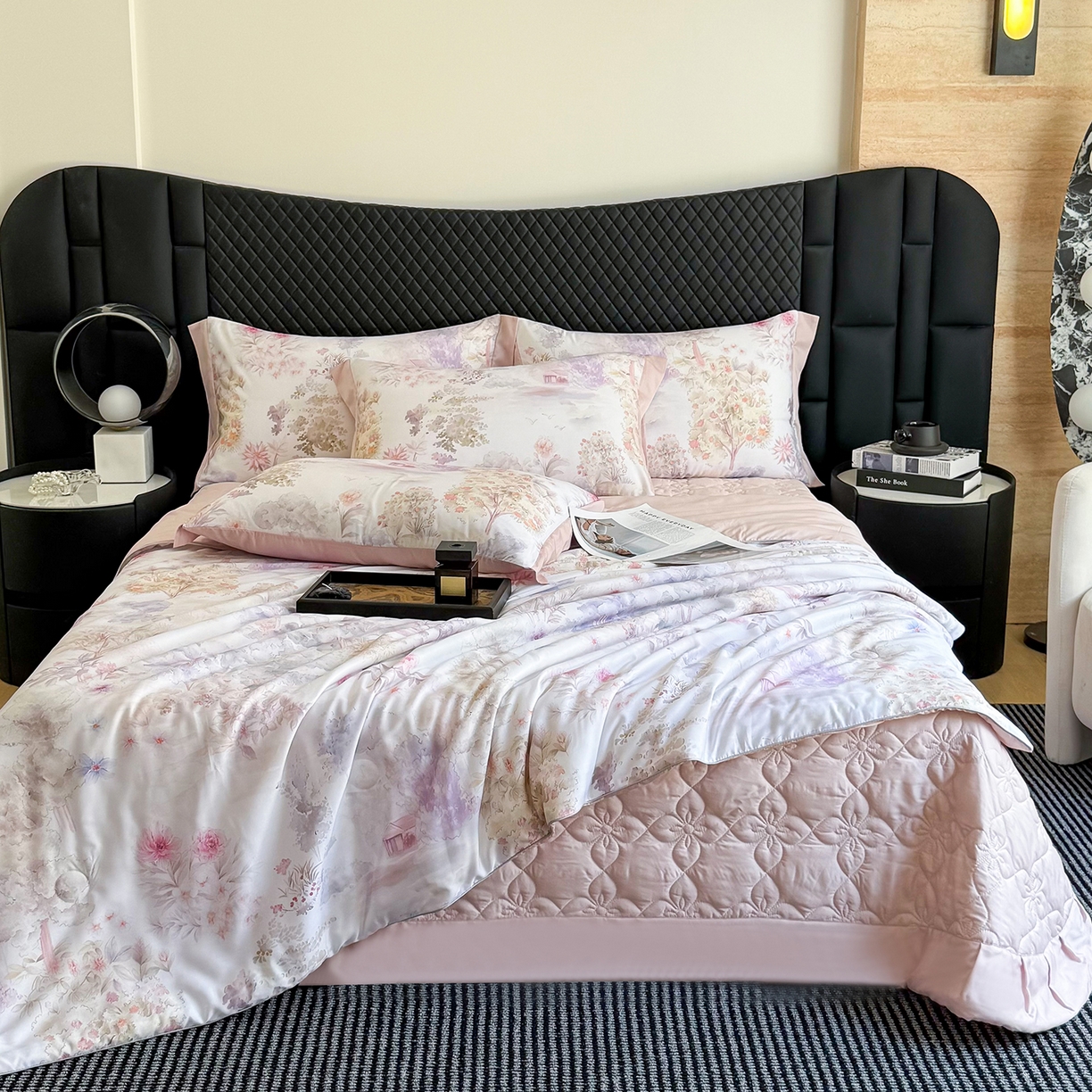 91家纺网 家纺一手货源 找家纺 （总）三俏家纺 2026新款夏被100%莱赛尔天丝数码印花床盖款夏被四件套60支天丝夏凉被