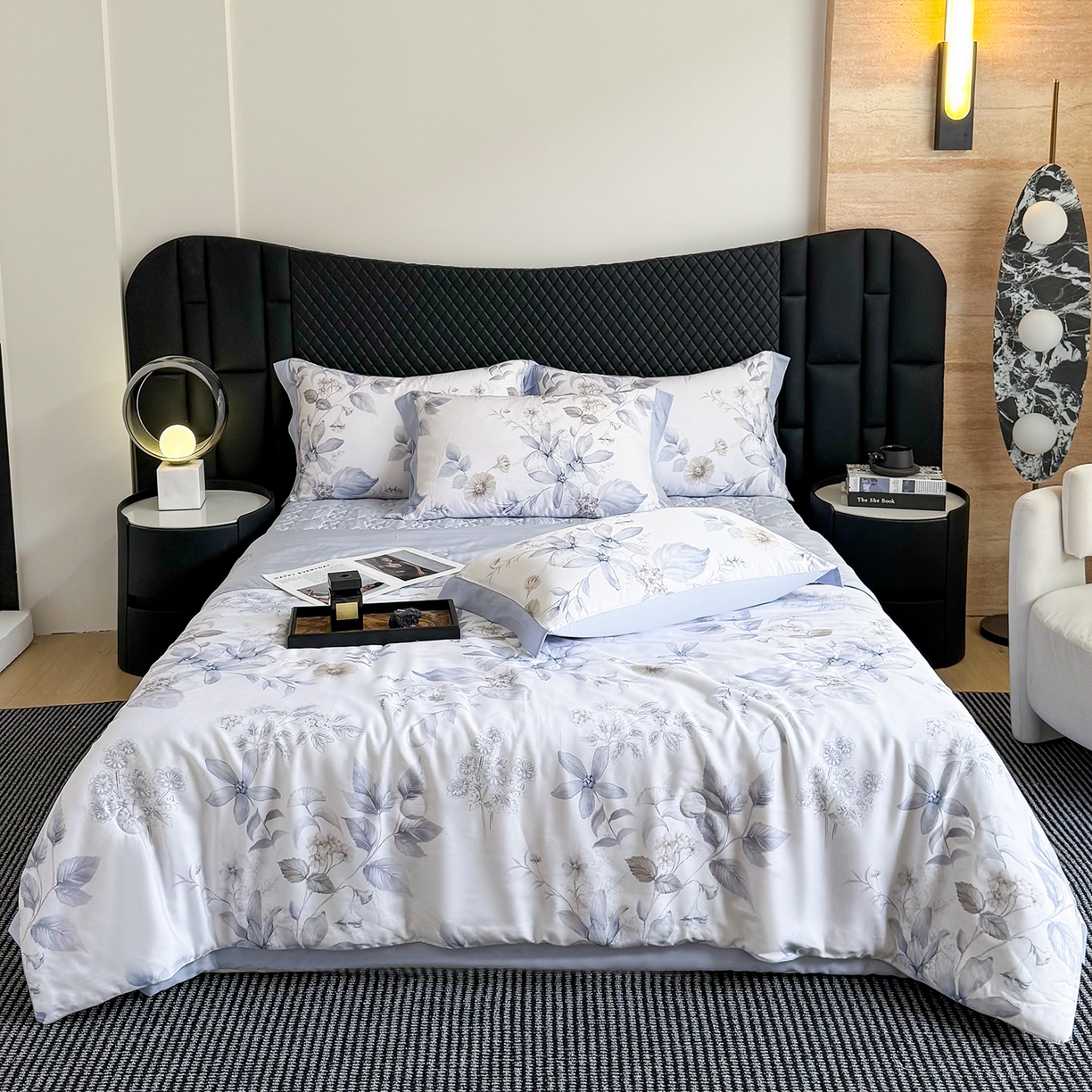 三俏家纺 2026新款夏被100%莱赛尔天丝数码印花床盖款夏被四件套60支天丝夏凉被 雾蓝清欢