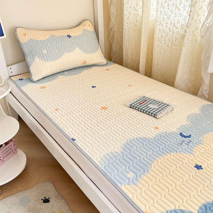 91家纺网 家纺一手货源 找家纺 （总）川悦生活 2026新款大版宿舍凉感丝学生床凉席三件套