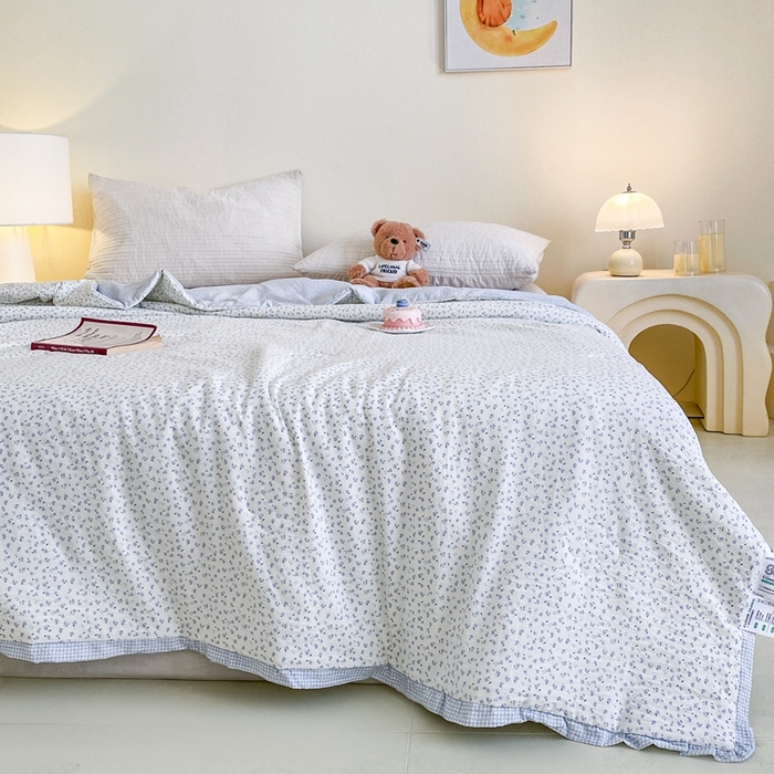 91家纺网 家纺一手货源 找家纺 宇淳国际 2026新款水洗棉荷叶边夏凉被 蓝星絮语