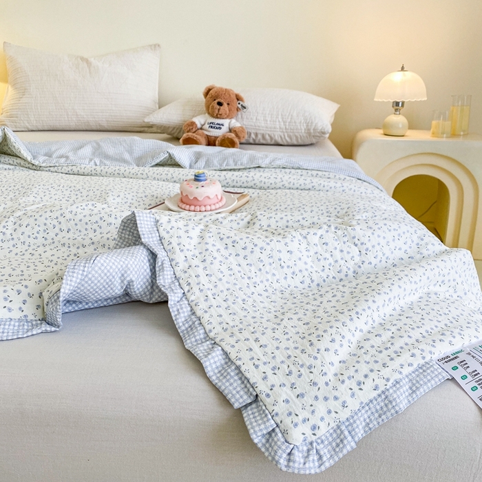 91家纺网 家纺一手货源 找家纺 宇淳国际 2026新款水洗棉荷叶边夏凉被 蓝星絮语