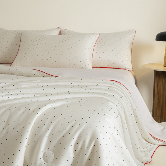 91家纺网 家纺一手货源 找家纺 爱彼家纺 2026新款冰丝印花夏被四件套滚边设计款冰丝空调被印花单夏被-系列一 夜影郁香