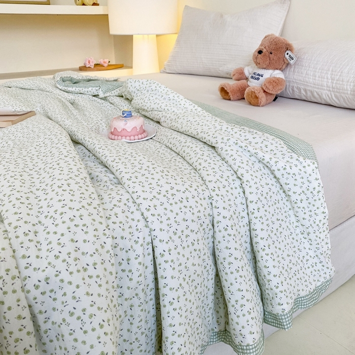 91家纺网 家纺一手货源 找家纺 宇淳国际 2026新款水洗棉荷叶边夏凉被 浅绿云烟