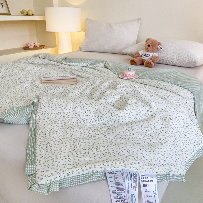 91家纺网 家纺一手货源 找家纺 宇淳国际 2026新款水洗棉荷叶边夏凉被 浅绿云烟