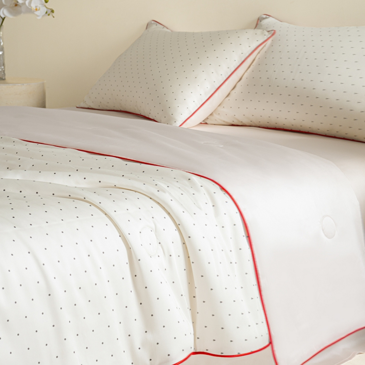 91家纺网 家纺一手货源 找家纺 爱彼家纺 2026新款冰丝印花夏被四件套滚边设计款冰丝空调被印花单夏被-系列一 夜影郁香