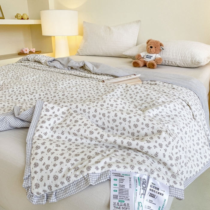 91家纺网 家纺一手货源 找家纺 宇淳国际 2026新款水洗棉荷叶边夏凉被 田园碎梦