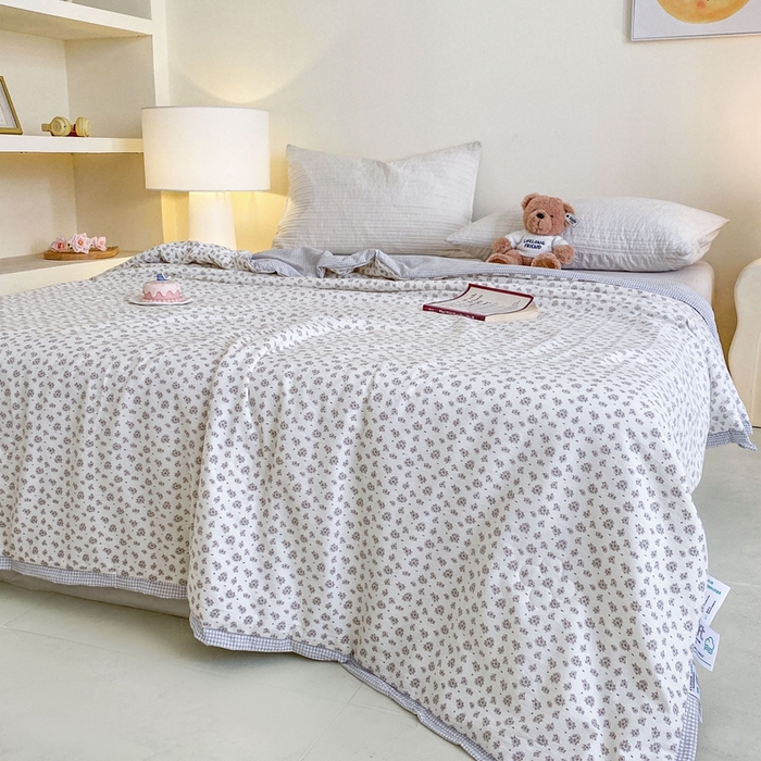 91家纺网 家纺一手货源 找家纺 宇淳国际 2026新款水洗棉荷叶边夏凉被 田园碎梦